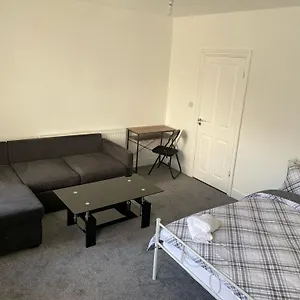 Sweet Dreams 2 Luton (Bedfordshire)